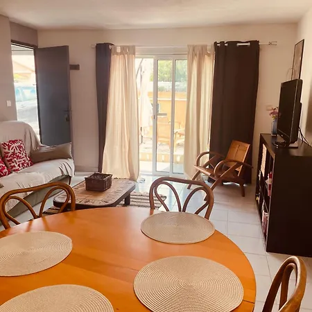 Appartement T2 A 5 Minutes Du Villeneuve-de-la-Raho
